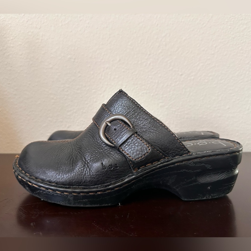 b.o.c Born Concept Women’s size 9 Leather Mule/Clog